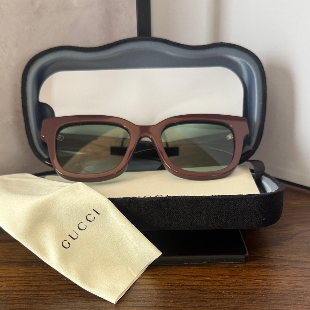 Gucci Women's brown Sunglasses - Picture 2 of 6